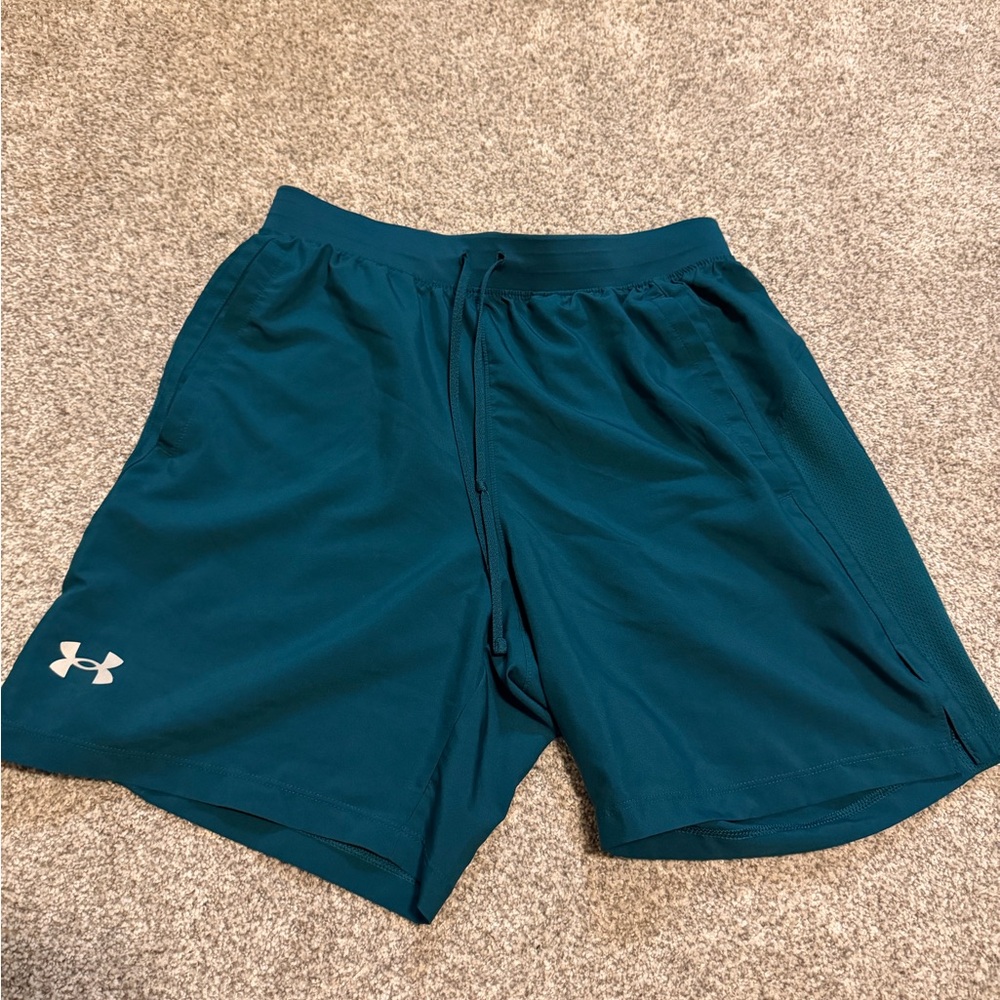 Size M Under Armour Men's Blue Athletic Shorts